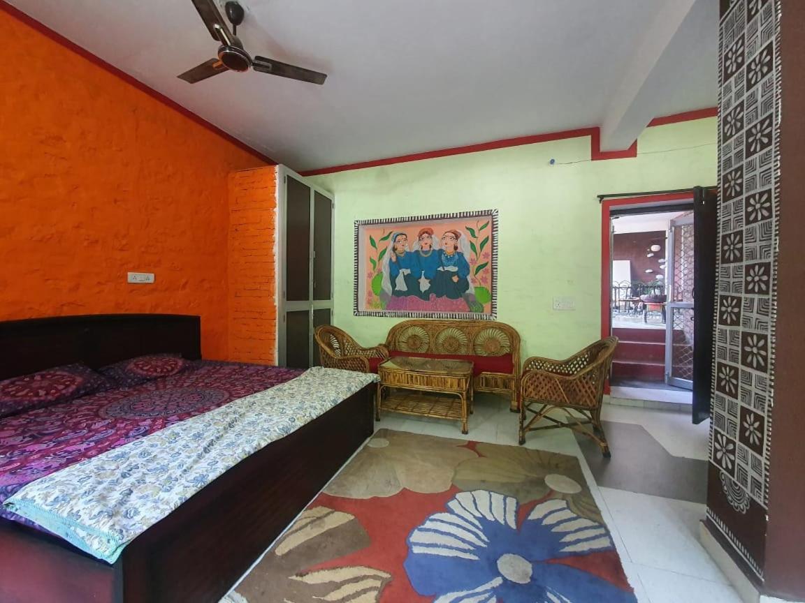 Utsav Riverbank Homestay Haldwāni Buitenkant foto