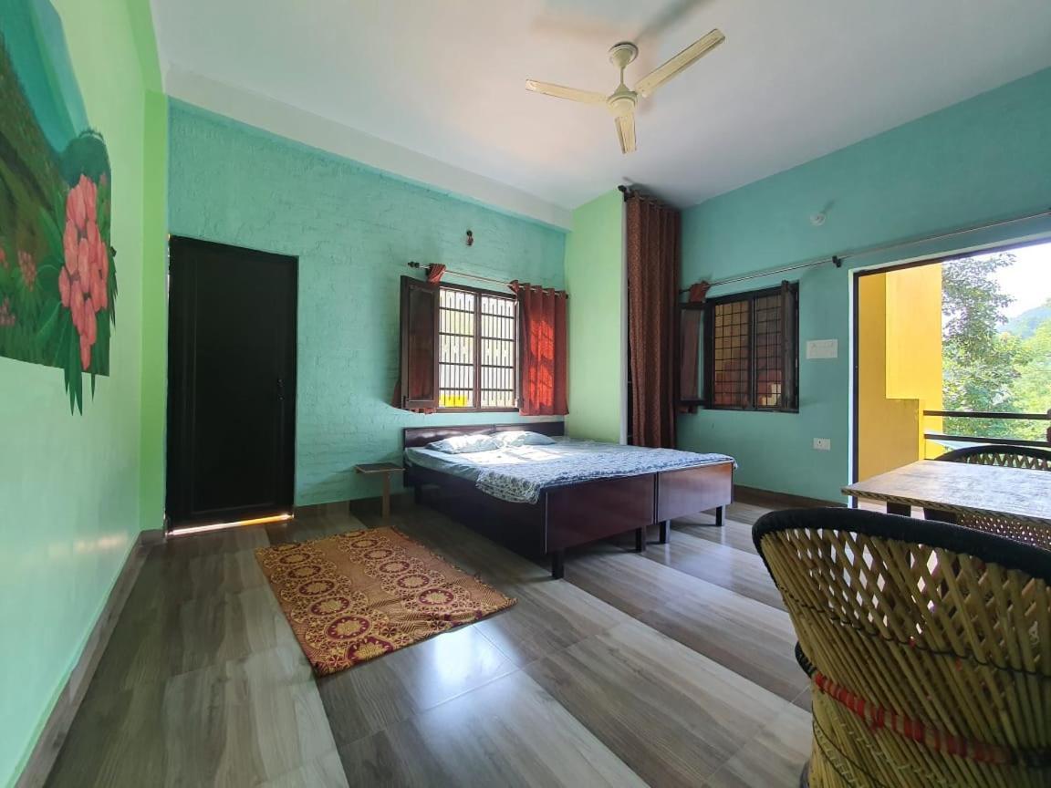 Utsav Riverbank Homestay Haldwāni Buitenkant foto