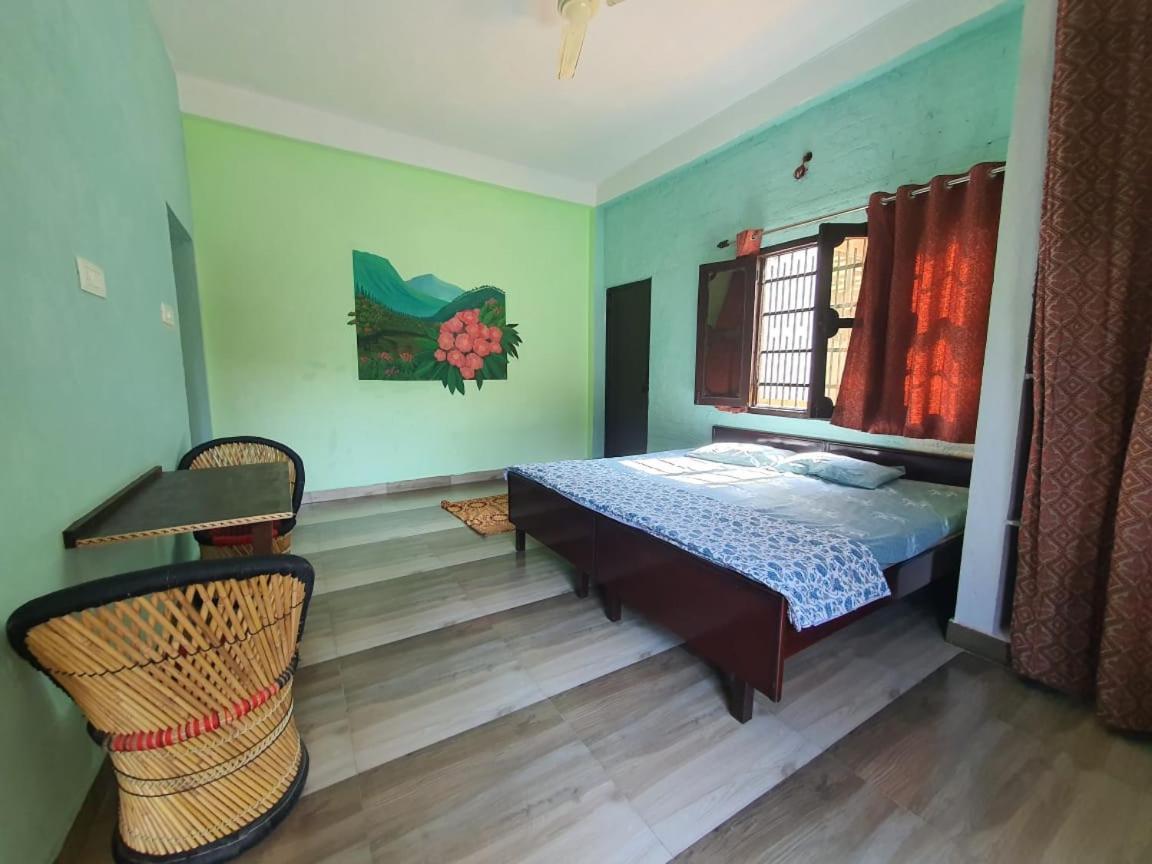 Utsav Riverbank Homestay Haldwāni Buitenkant foto