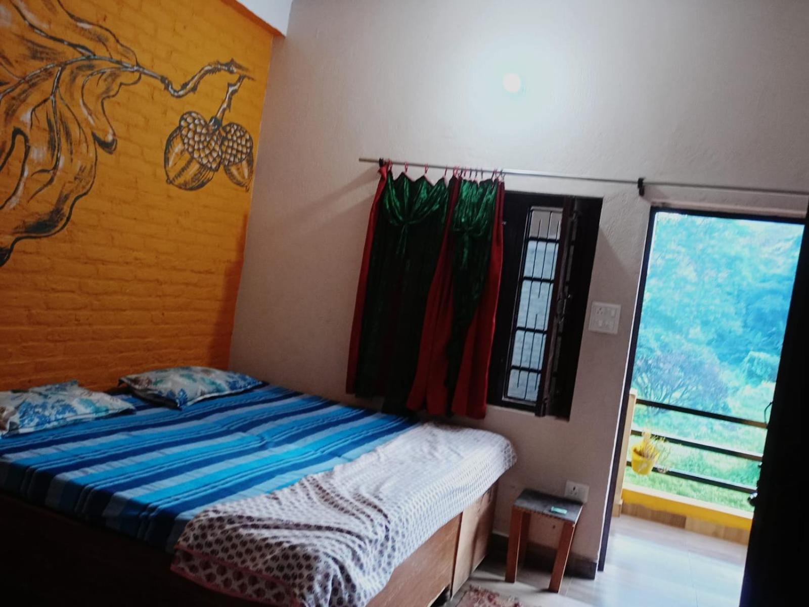 Utsav Riverbank Homestay Haldwāni Buitenkant foto